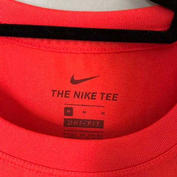 Nike Dri-FIT - Picture 3 of 4